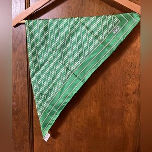 Robinson Golluber vintage green scarf